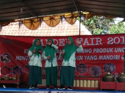 Siswa MTs Al-Furqon Sanden, Ikuti Gelar Seni Budaya di Sanden Fair